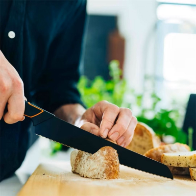                             Nůž na pečivo Edge Bread Knife Black                        